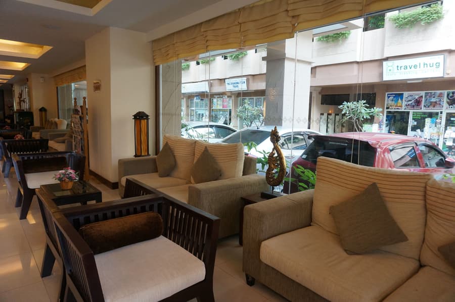 Maninarakorn Hotel