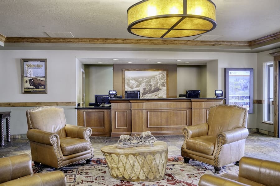 Yellowstone Park Hotel