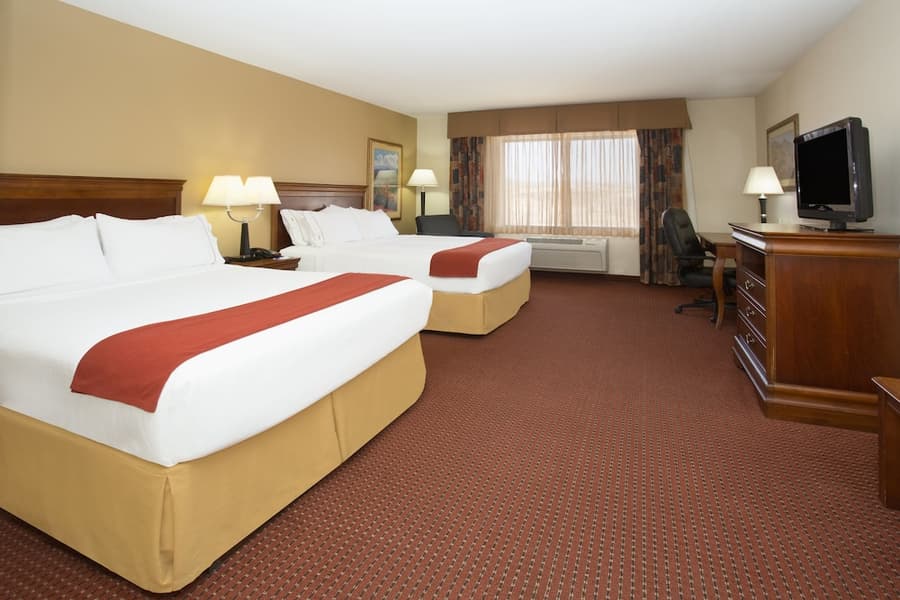 Holiday Inn Express Hotel & Suites Las Vegas by IHG