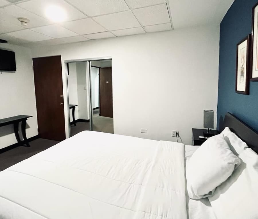 S.J. Suites Hotel