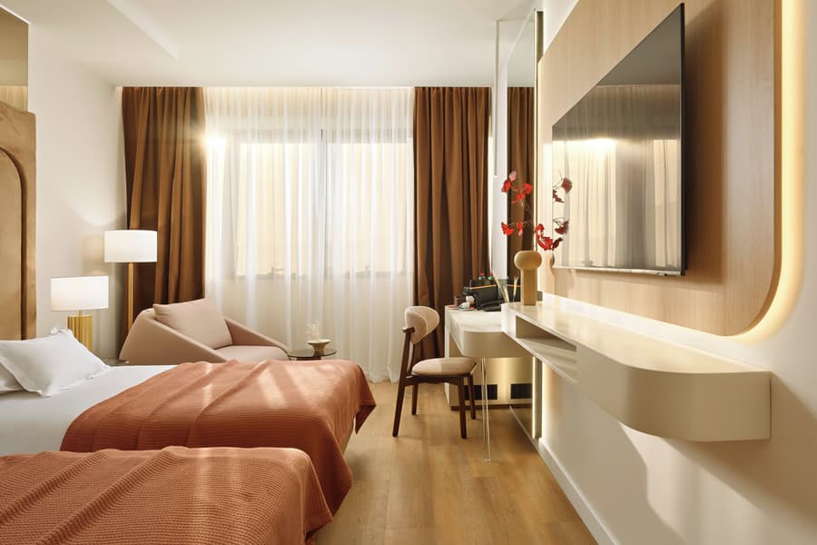 Atrium Hotel