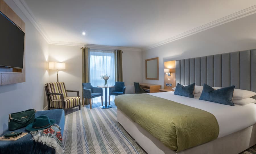 Killarney Heights Hotel