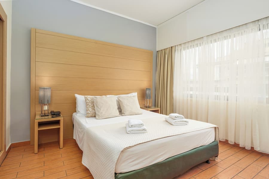 Parnon Hotel