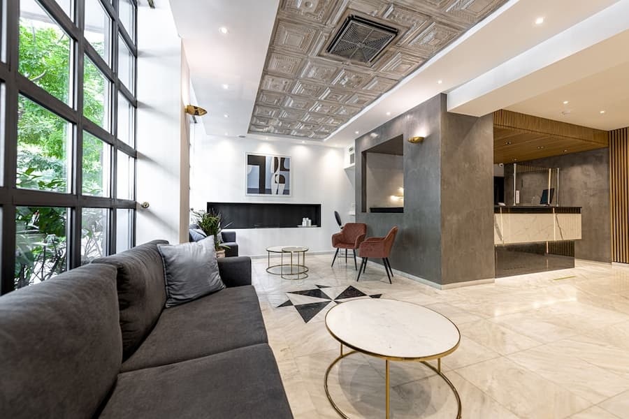 Parnon Hotel