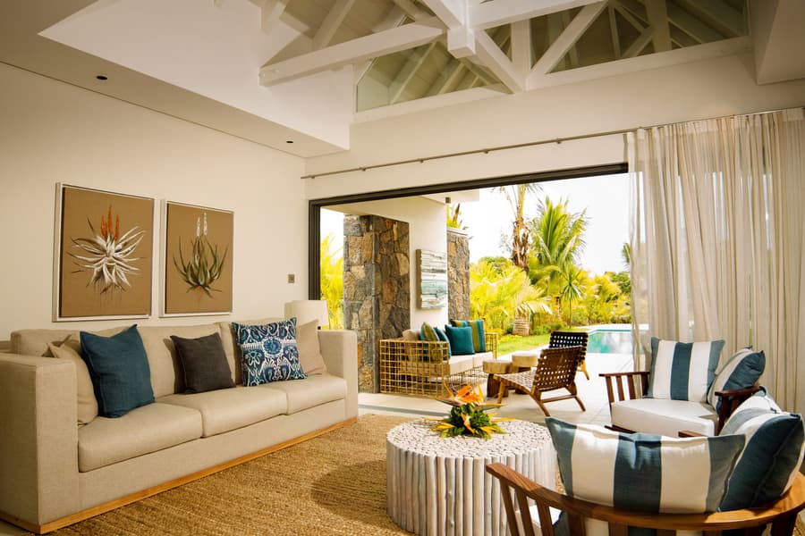 The Bay Club at Anahita