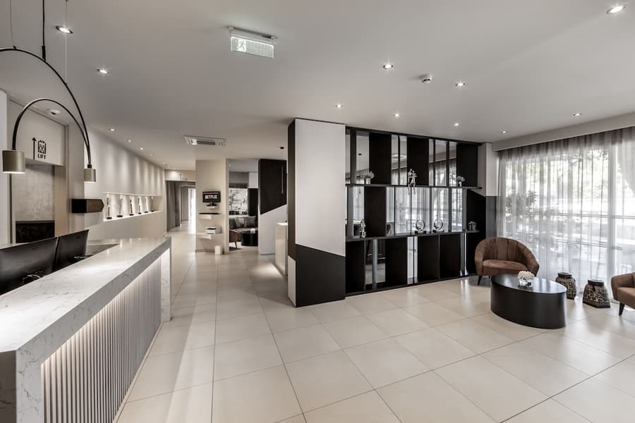 Almond Business Hotel