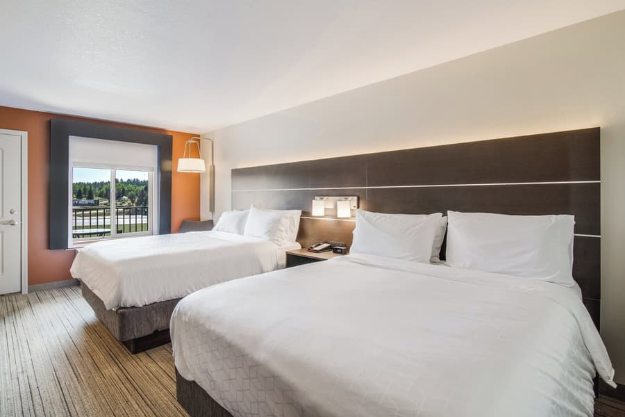 Holiday Inn Express Hotel & Suites Custer by IHG