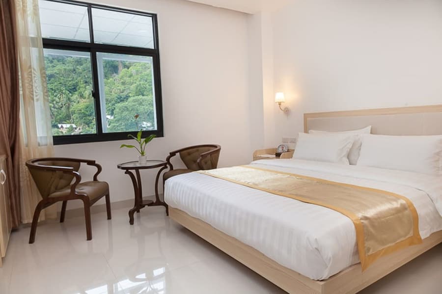 One El Nido Suite