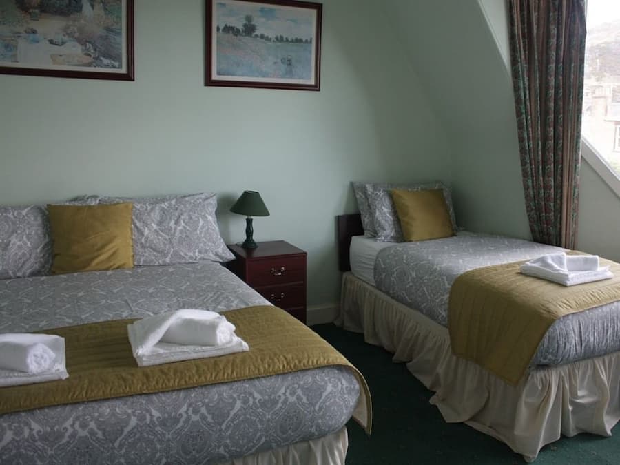 Airdenair Guest House
