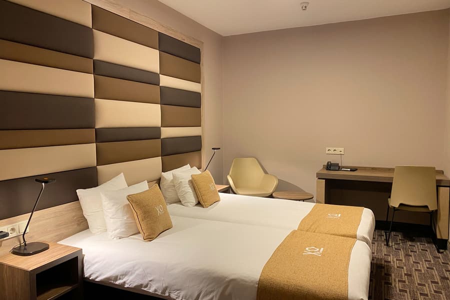 XO Hotels Blue Square