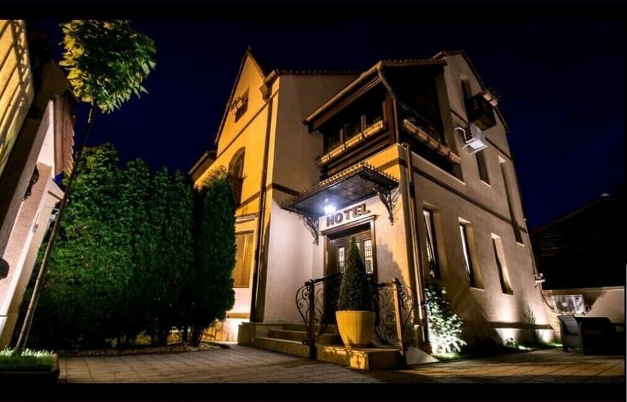 Noblesse Boutique Hotel
