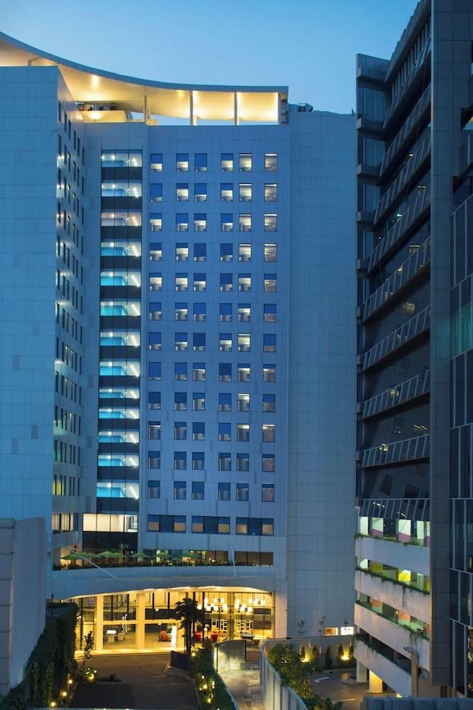 Aloft by Marriott Jakarta Wahid Hasyim