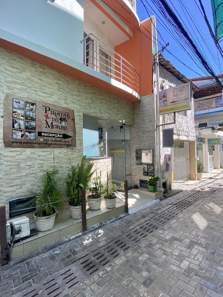 Piratas Do Morro Pousada - Hostel