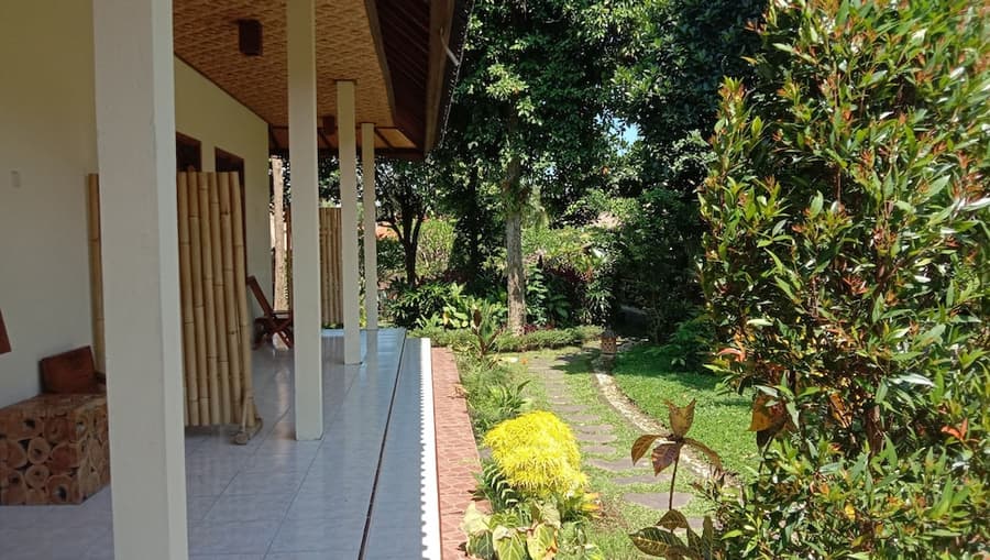 Astawa House