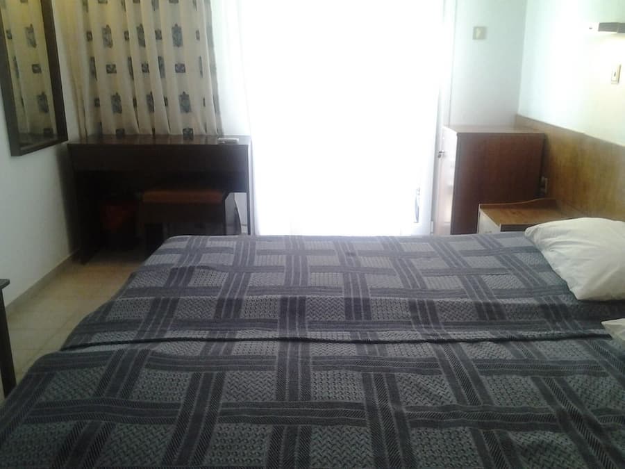 Oasis Hotel