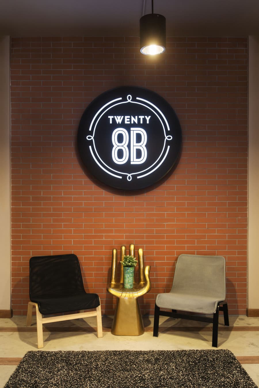Hotel Twenty 8B