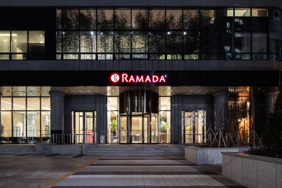 Ramada Seoul Sindorim Hotel