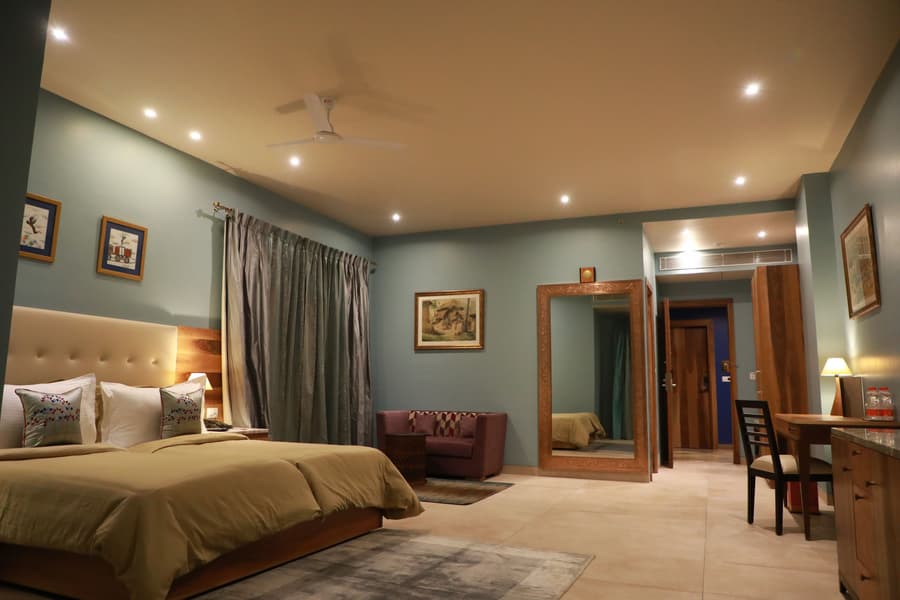 juSTa Luxe Sajjangarh Resort & Spa, Udaipur