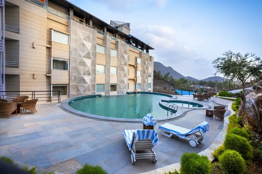 juSTa Luxe Sajjangarh Resort & Spa, Udaipur