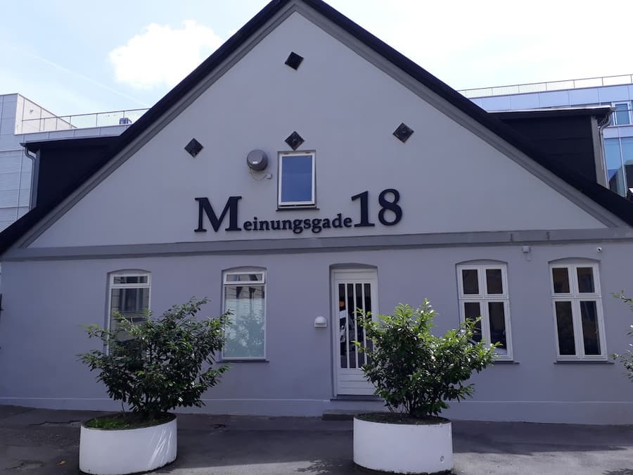 Hotel M18