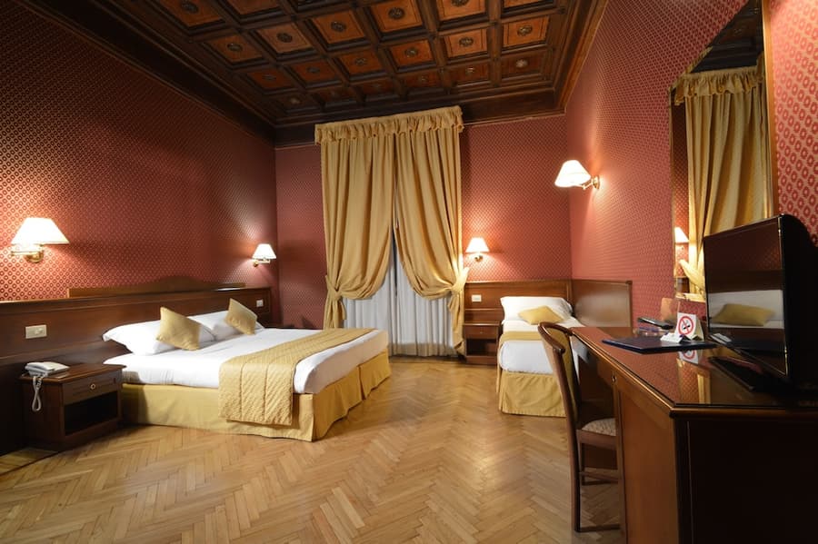 Hotel Montecarlo