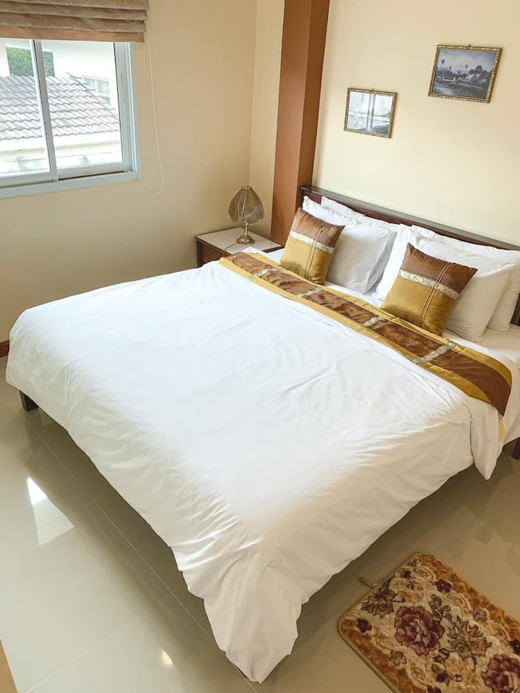 Baan Sooksiri Bangsaray