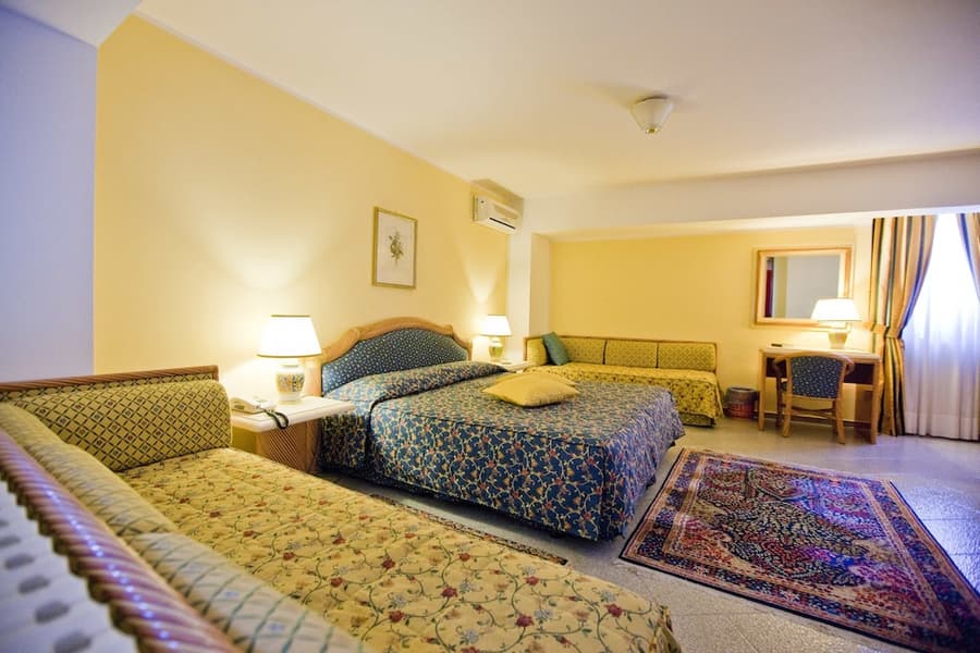 Hotel Elimo