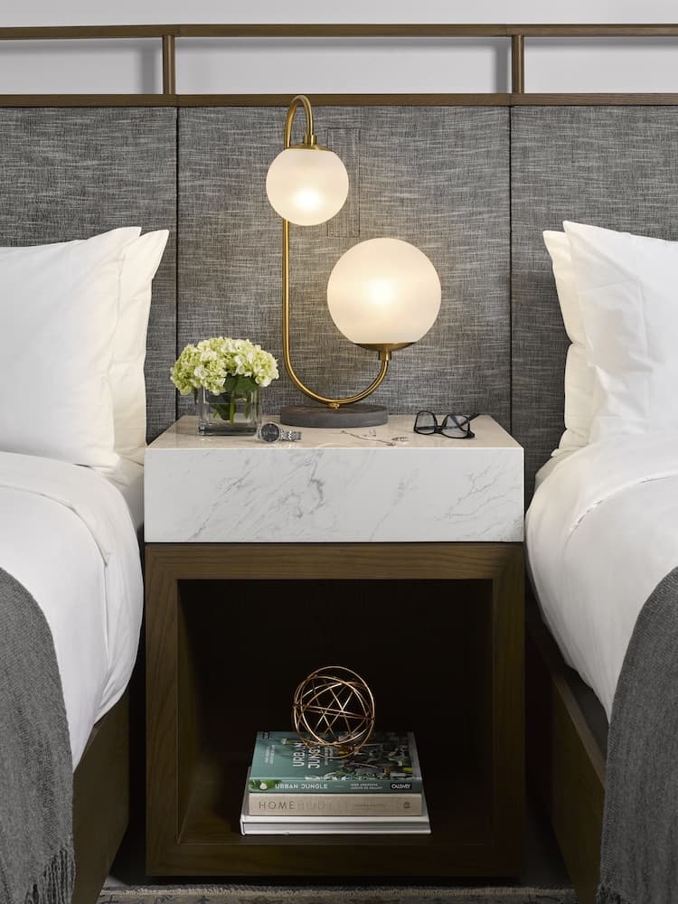 Yours Truly DC, Vignette Collection by IHG