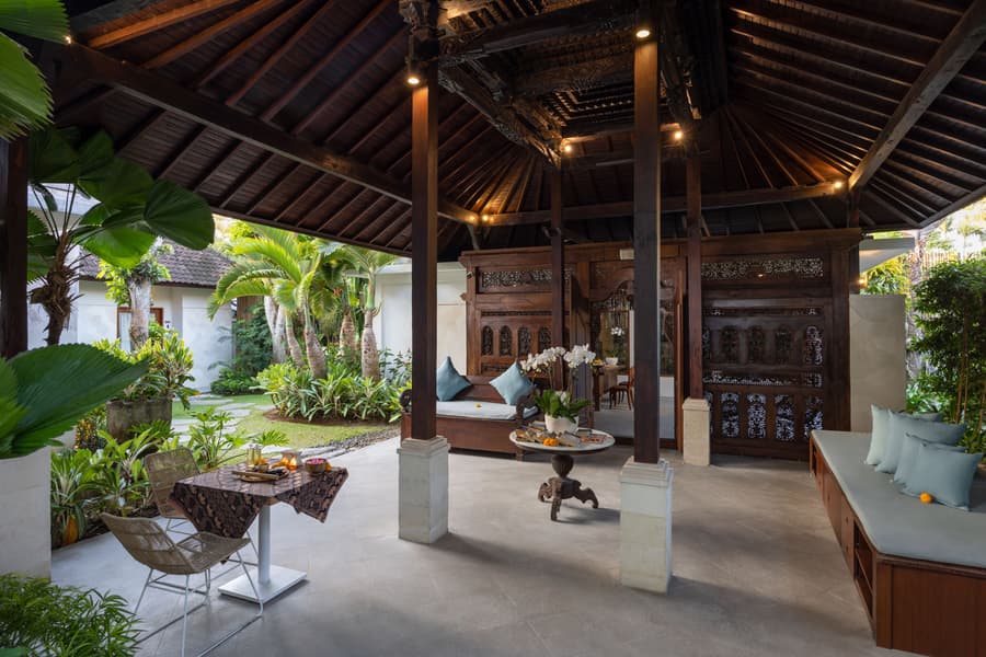 Tapa Tepi Kali Canggu by Pramana