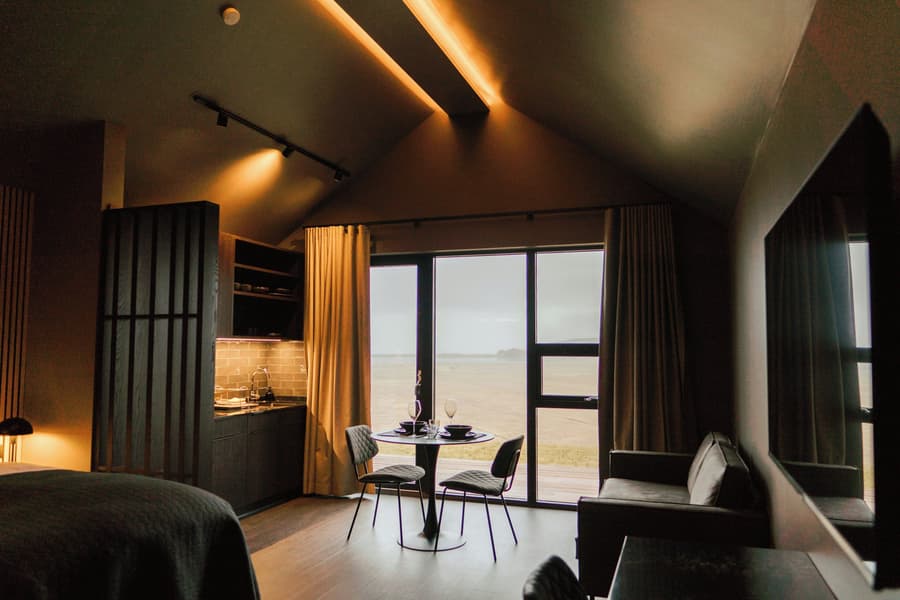 Black Beach Suites
