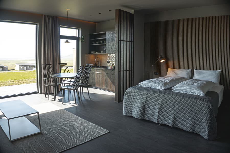 Black Beach Suites
