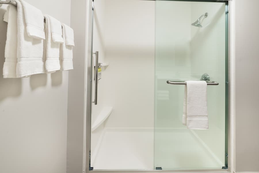Holiday Inn Express & Suites Lake Havasu - London Bridge by IHG