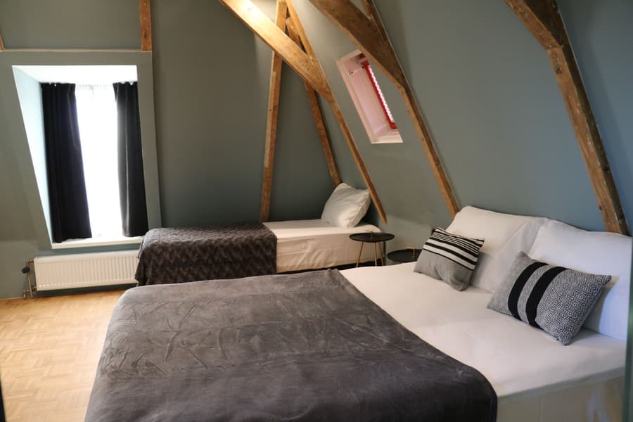 Quentin Zoo hotel