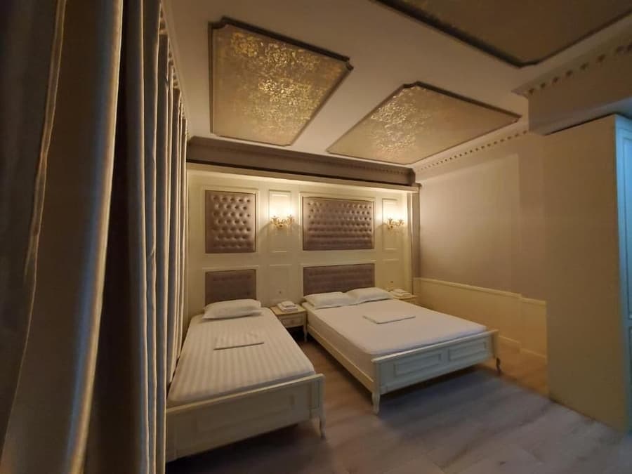 Hotel Lotus