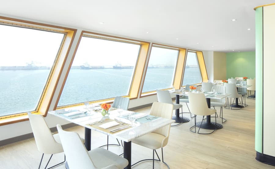 Queen Elizabeth 2 Hotel by Accor