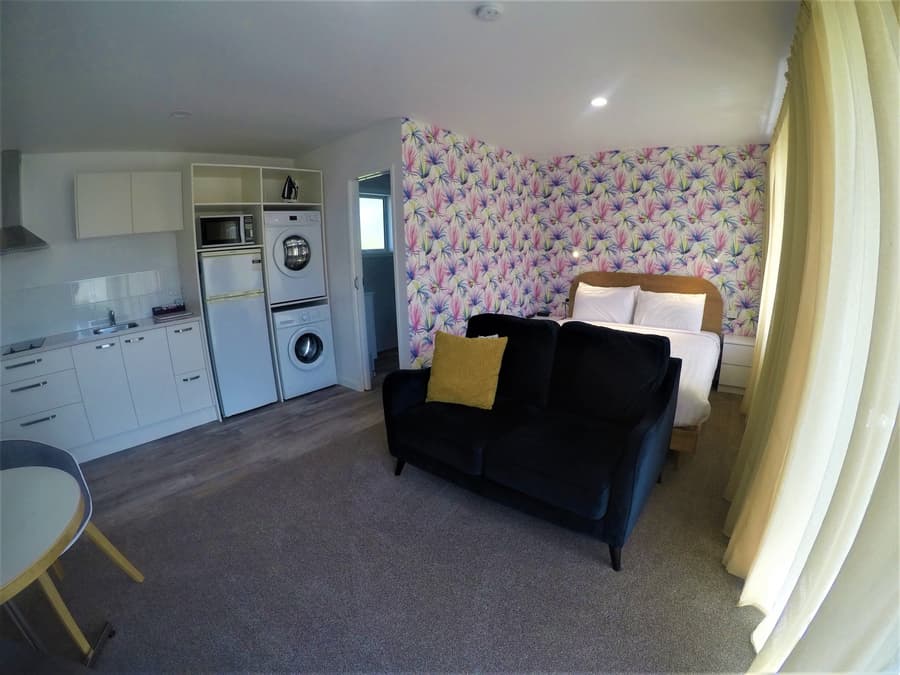 Adelphi Motel