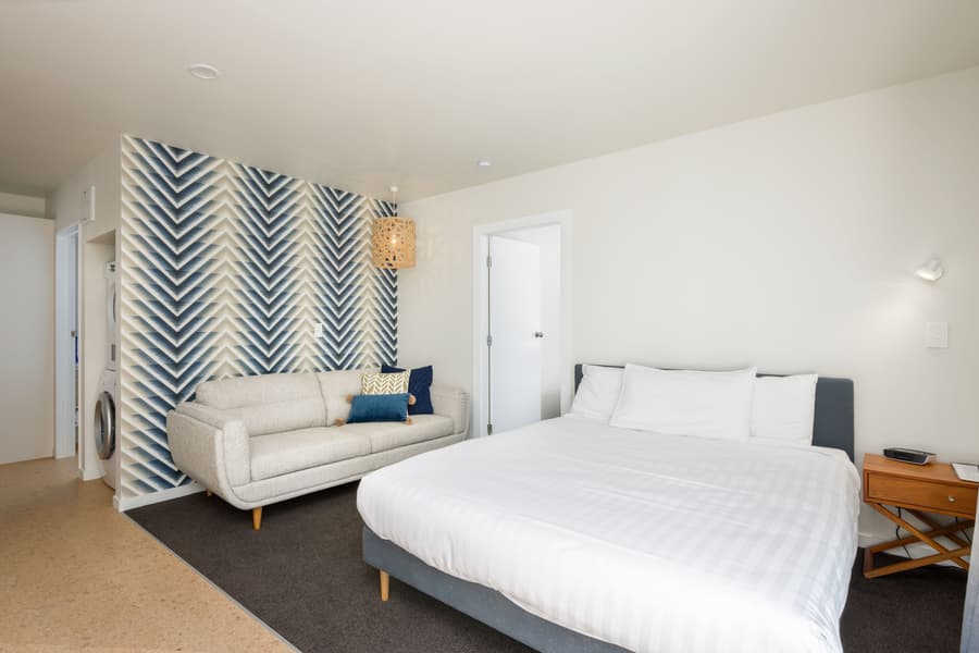 Adelphi Motel