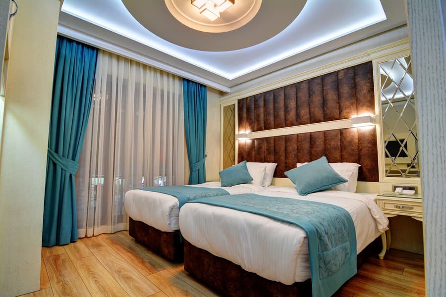 Novelty Hotel
