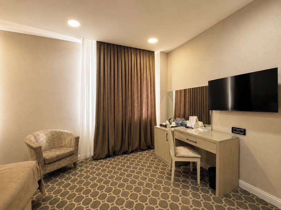 West Shine Hotel