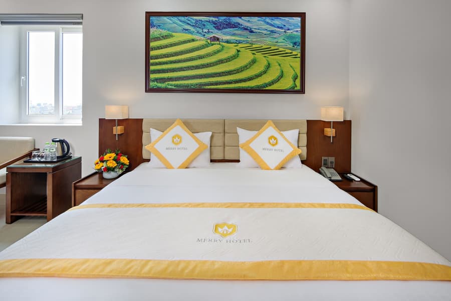 Merry Hotel