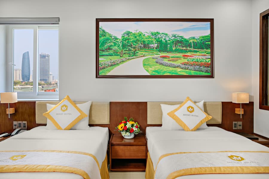Merry Hotel