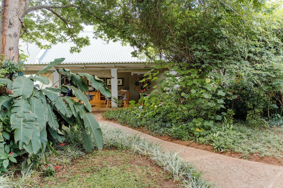 PheZulu Guest Lodge