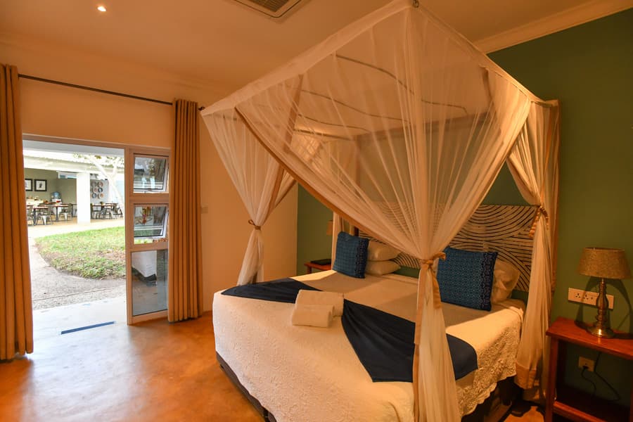 PheZulu Guest Lodge