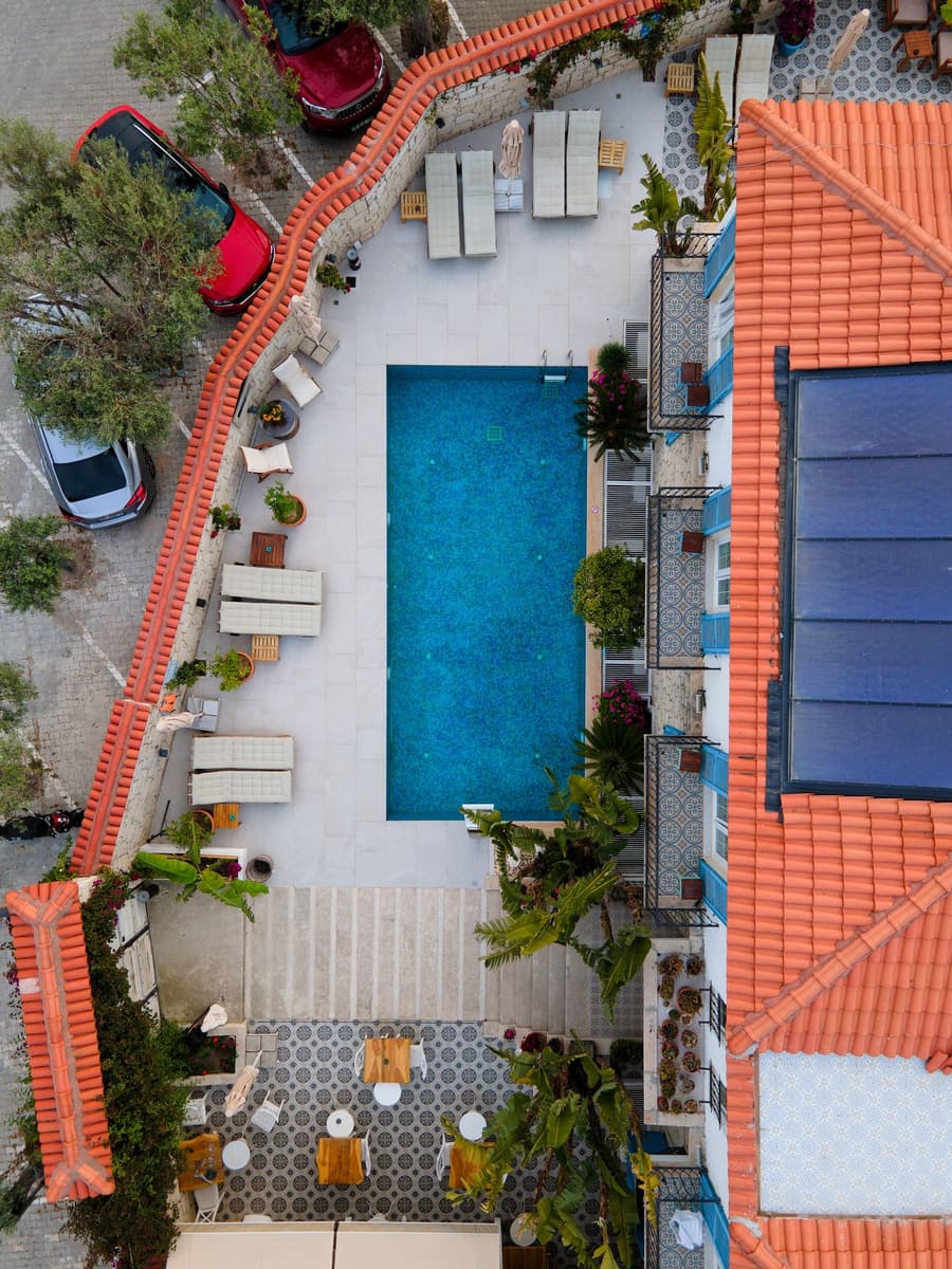 Tarcin Alacati Otel