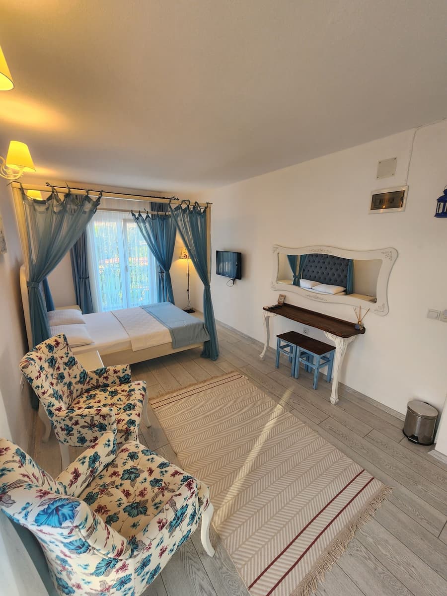 Tarcin Alacati Otel