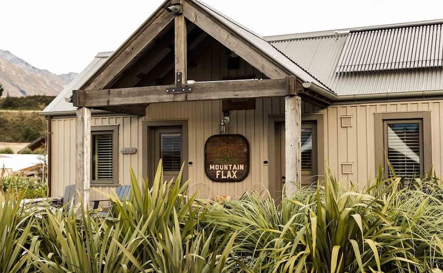 Headwaters Glenorchy Eco Lodge