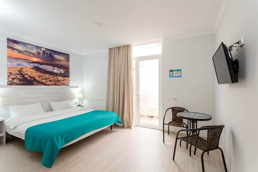 Hotel TATO