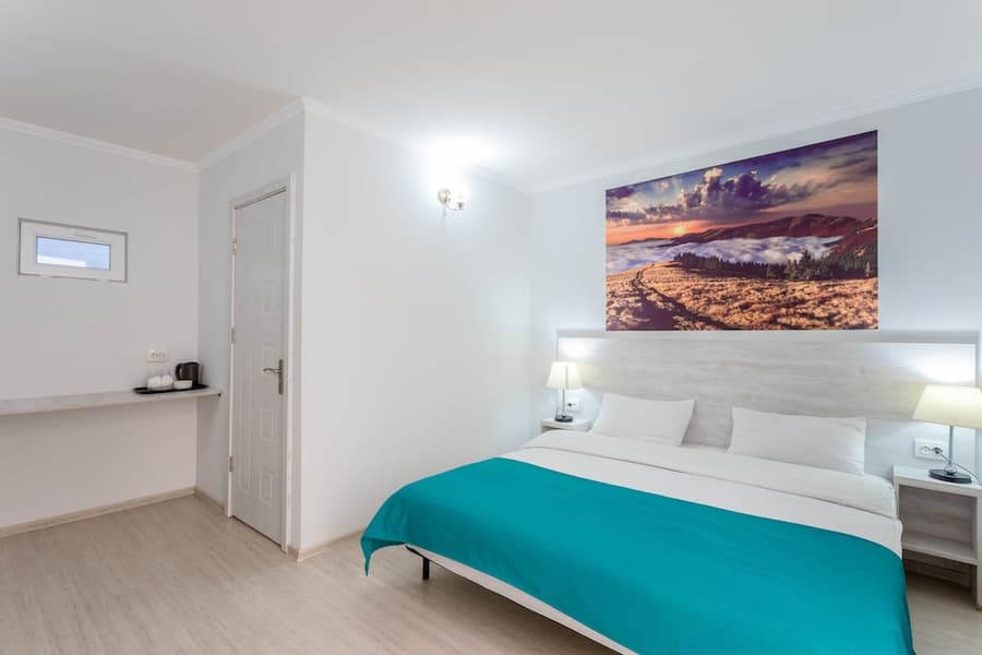 Hotel TATO