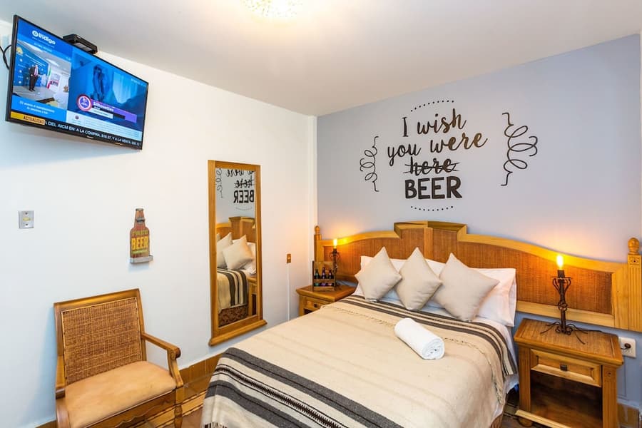 Mala Vecindad Beer Hotel