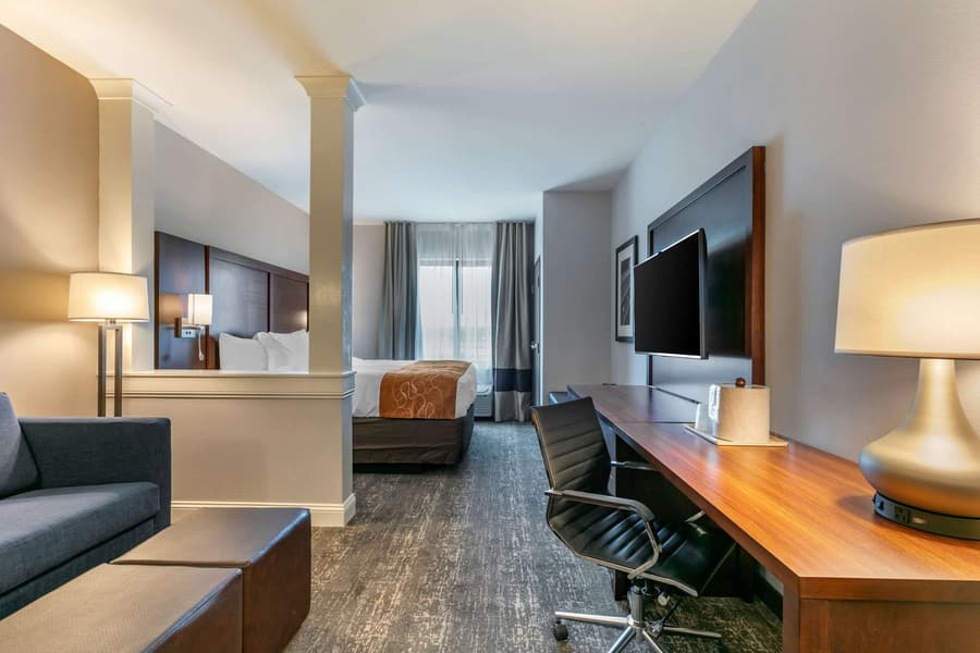 Comfort Suites North Tupelo